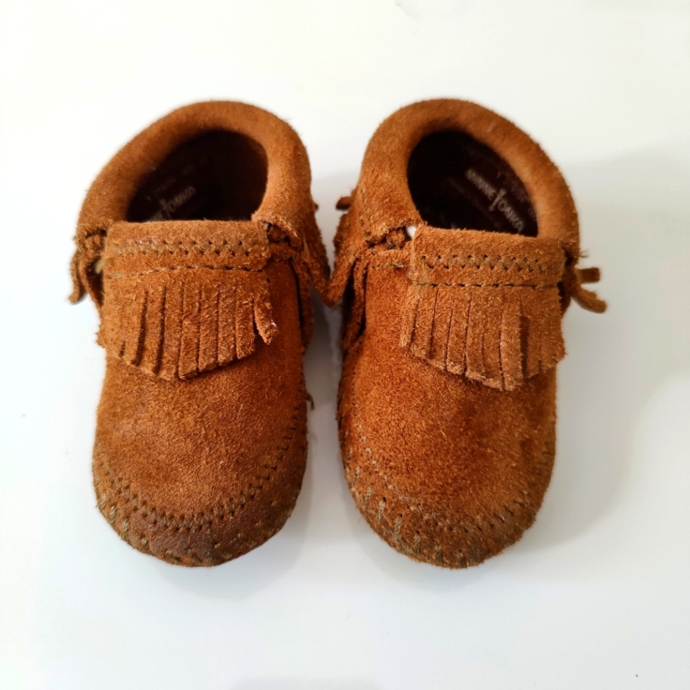 Minnetonka size 1 baby moccasins
